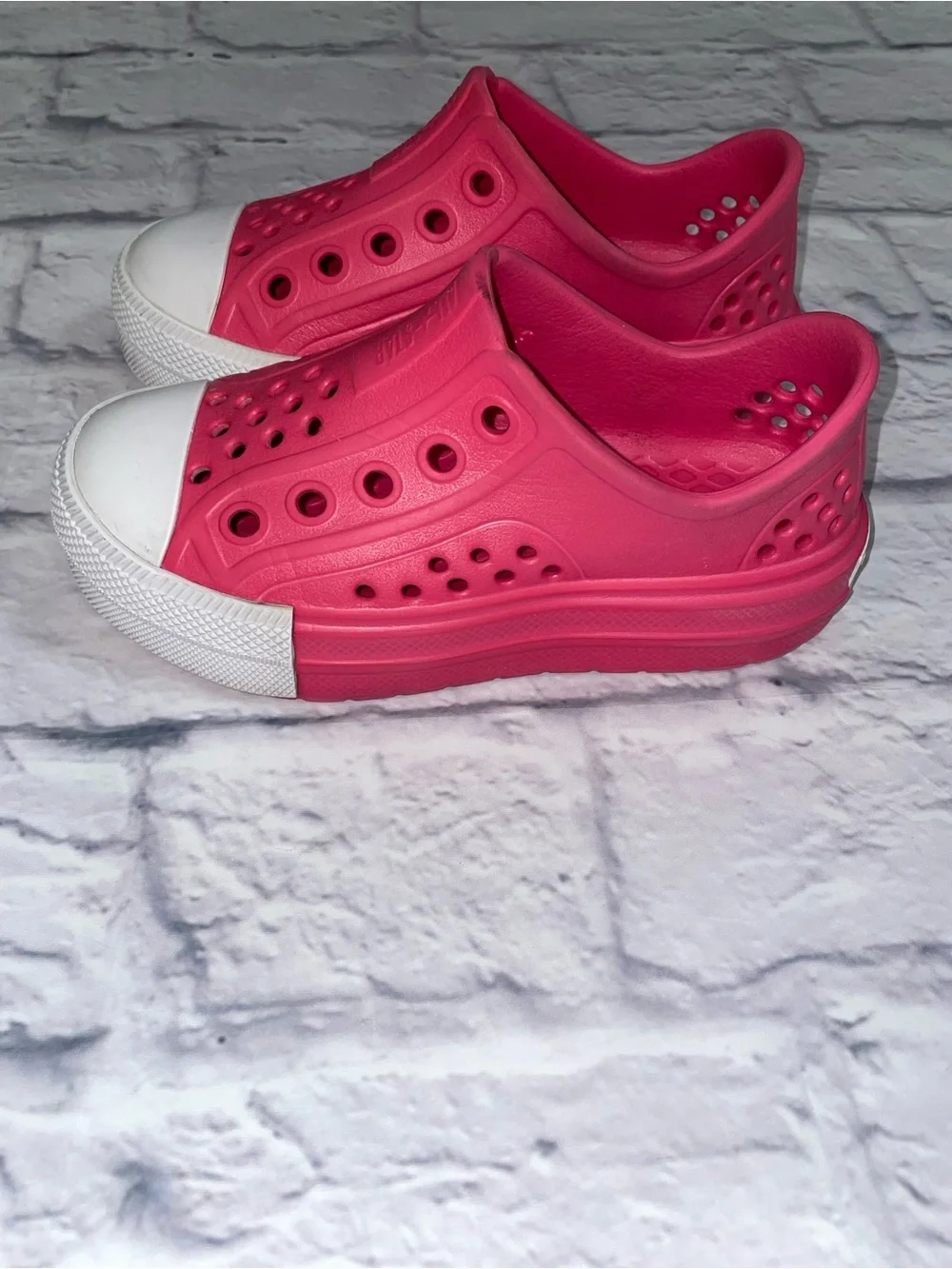Converse Chuck Taylor All Star Play Lite CX Pink Sneaker. Size 11